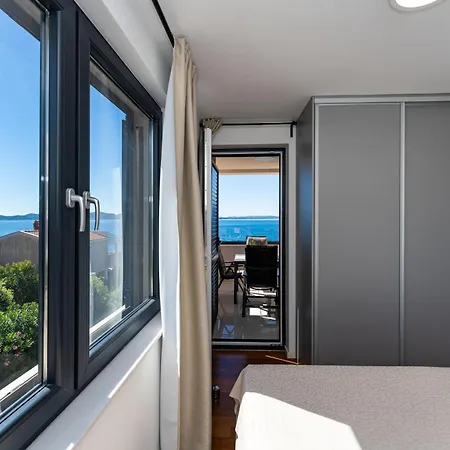 Apartment Laura Di Mare 1 Kozino
